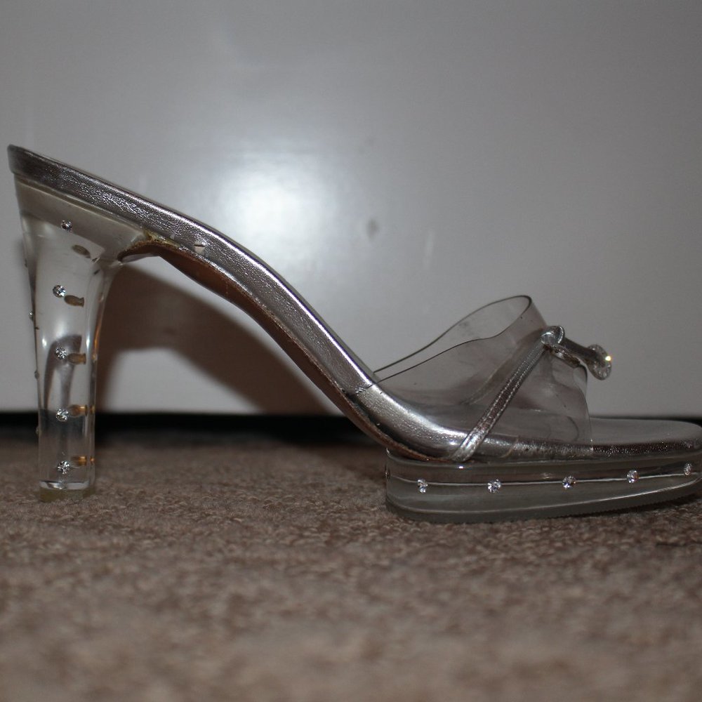 80s Stuart Weitzman Cinderella Clear Slippers